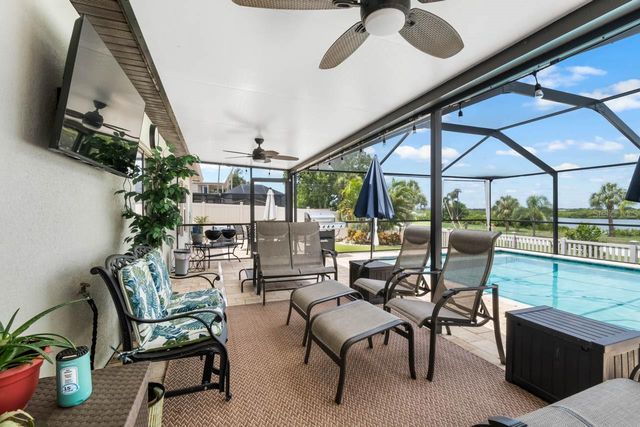 809 TIMELESS MOSS DRIVE, Ruskin, FL 33570