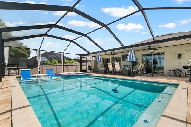 809 TIMELESS MOSS DRIVE, Ruskin, FL 33570