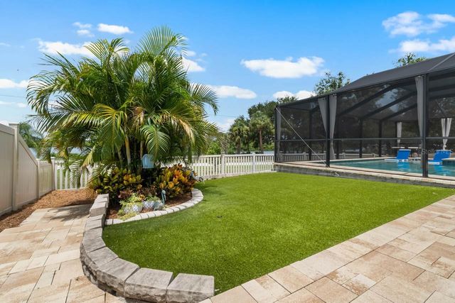 809 TIMELESS MOSS DRIVE, Ruskin, FL 33570