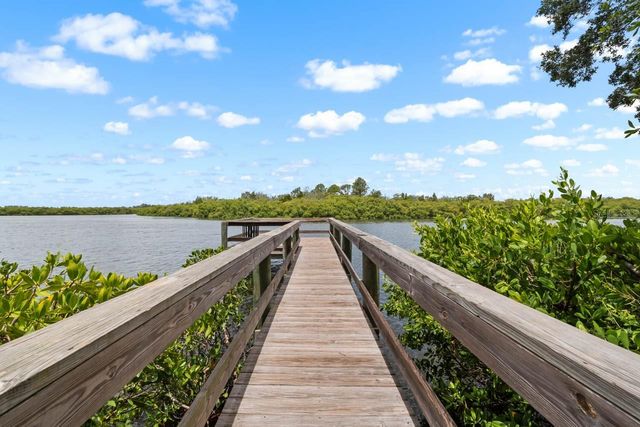 809 TIMELESS MOSS DRIVE, Ruskin, FL 33570