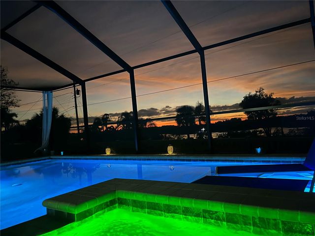 809 TIMELESS MOSS DRIVE, Ruskin, FL 33570