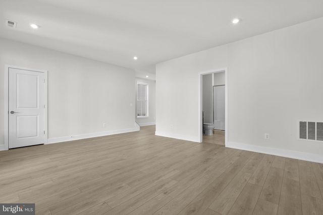 13730 AVIATION PL, Herndon, VA 20171