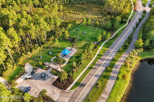 23 CLOVERBROOK Road, St. Johns, FL 32259