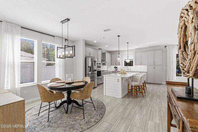 23 CLOVERBROOK Road, St. Johns, FL 32259