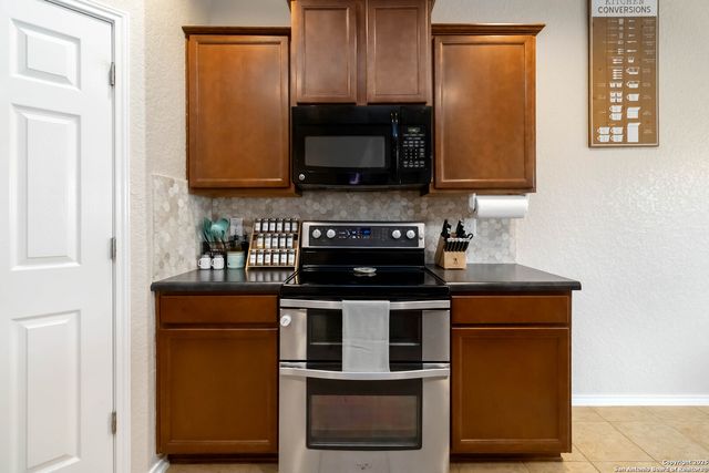 6314 Black Bear, San Antonio, TX 78253