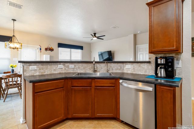 6314 Black Bear, San Antonio, TX 78253