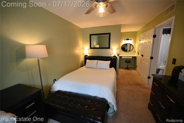 256 1st Street, Rochester, MI 48307