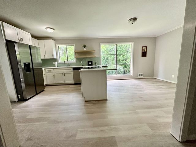 1726 Fairburn SW Road, Atlanta, GA 30331