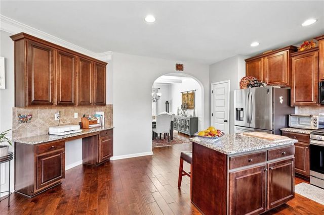 1650 Horseshoe Creek Lane, Cumming, GA 30041
