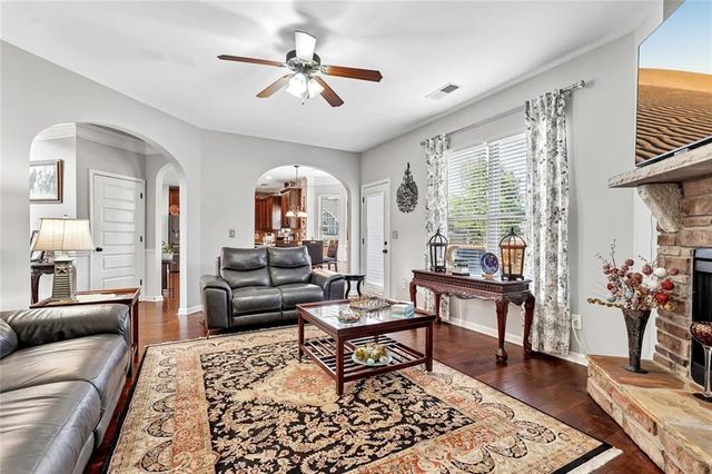 1650 Horseshoe Creek Lane, Cumming, GA 30041