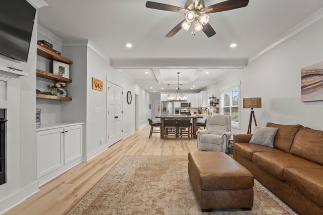 73 Cypress Point Dr, Winchester, TN 37398