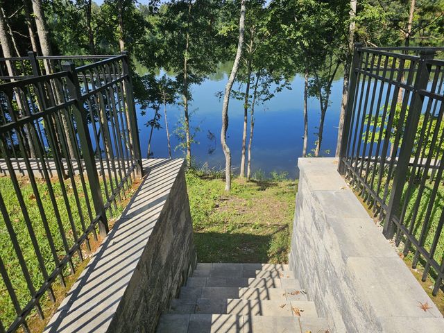 73 Cypress Point Dr, Winchester, TN 37398