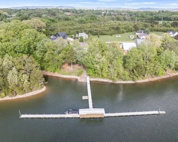 73 Cypress Point Dr, Winchester, TN 37398