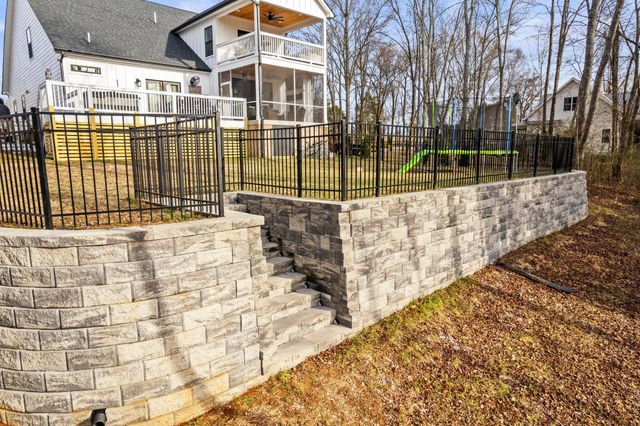 73 Cypress Point Dr, Winchester, TN 37398