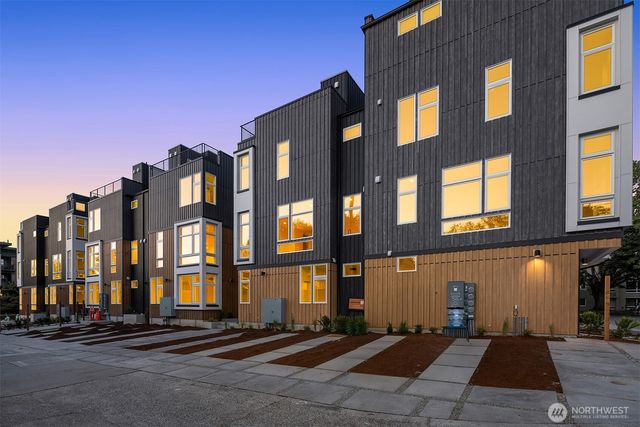 1745 17th Avenue, Seattle, WA 98122