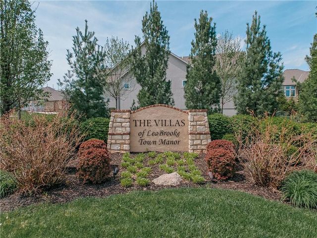 2344 W 146th Terrace, Leawood, KS 66224
