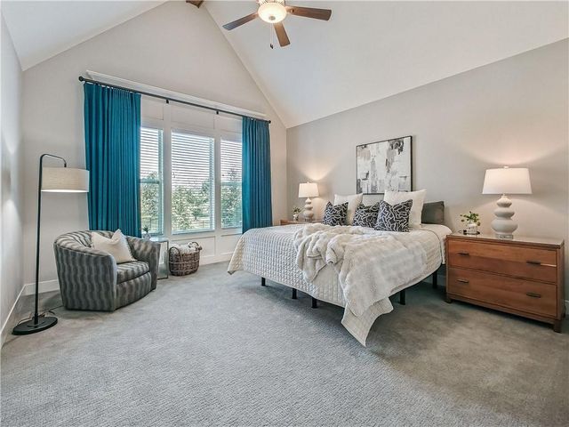 2344 W 146th Terrace, Leawood, KS 66224