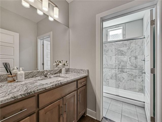 2344 W 146th Terrace, Leawood, KS 66224