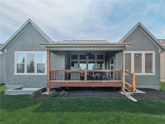 2344 W 146th Terrace, Leawood, KS 66224