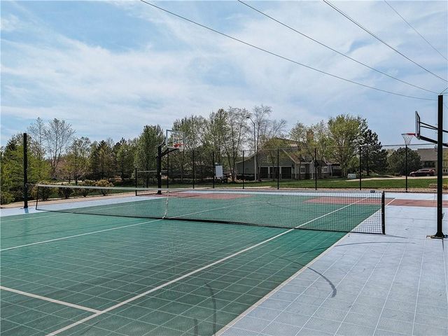 2344 W 146th Terrace, Leawood, KS 66224