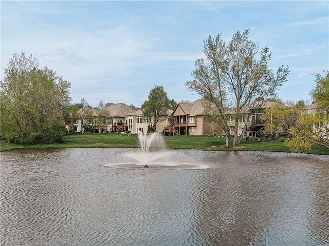 2344 W 146th Terrace, Leawood, KS 66224