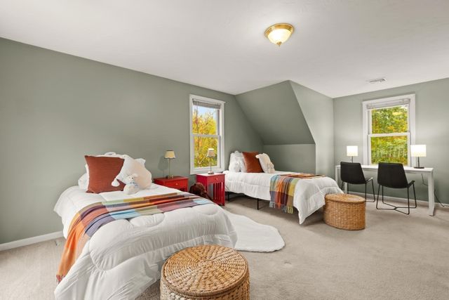 20 Dennison Ct, Stoughton, MA 02072