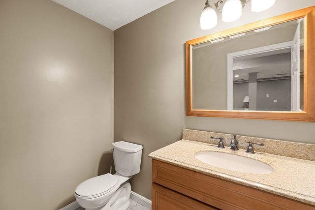 20 Dennison Ct, Stoughton, MA 02072