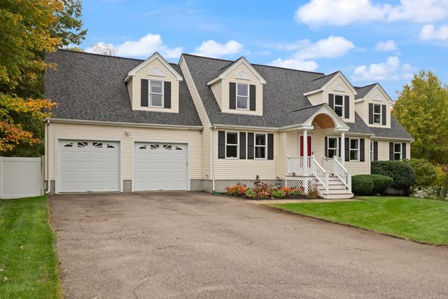 20 Dennison Ct, Stoughton, MA 02072