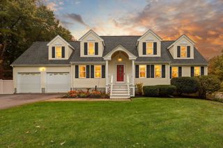 20 Dennison Ct, Stoughton, MA 02072