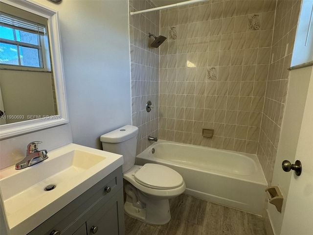 6255 SW 129th Pl 2205, Miami, FL 33183