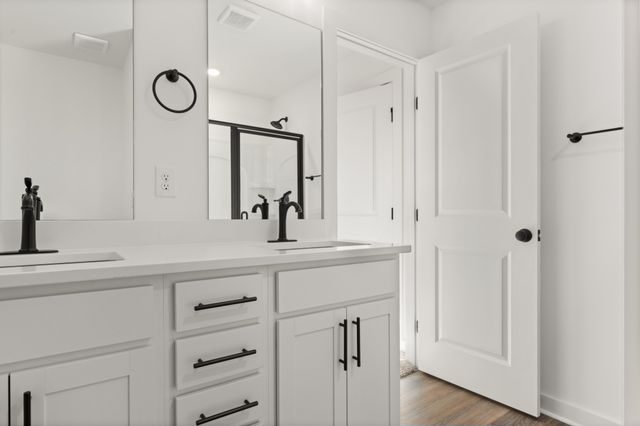 1156 Marlowe Lndg, Nashville, TN 37207