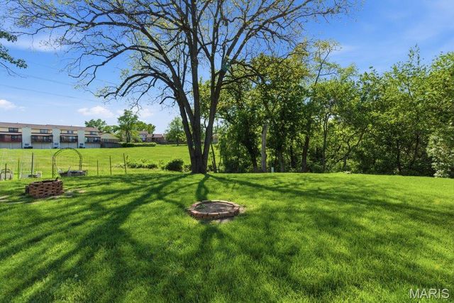 12940 Springdale Village Drive, Unincorporated, MO 63146