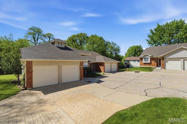 12940 Springdale Village Drive, Unincorporated, MO 63146