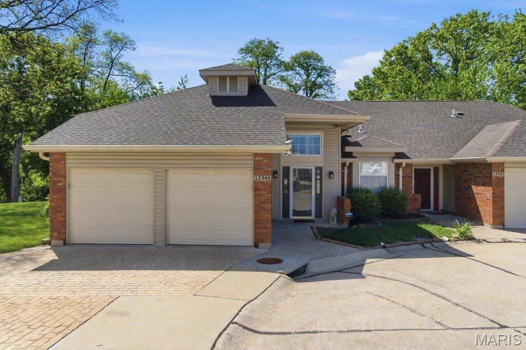 12940 Springdale Village Drive, Unincorporated, MO 63146