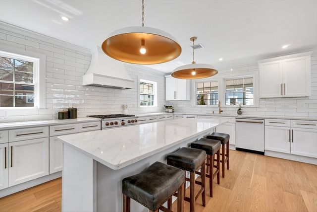 1078 Main St, Melrose, MA 02176