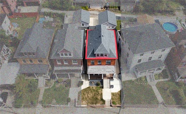 834 Farragut St, Highland Park, PA 15206