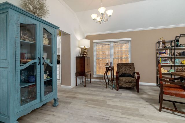 874 Havenbrook Drive, Arlington, TX 76001