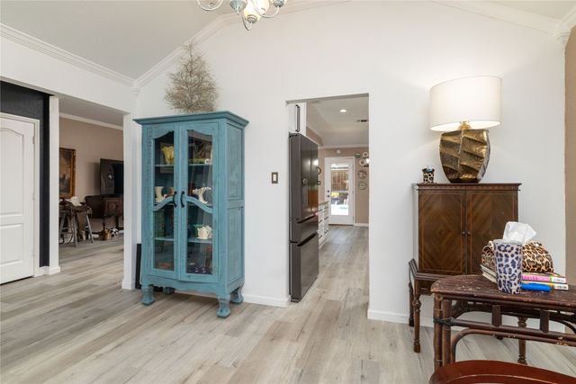 874 Havenbrook Drive, Arlington, TX 76001