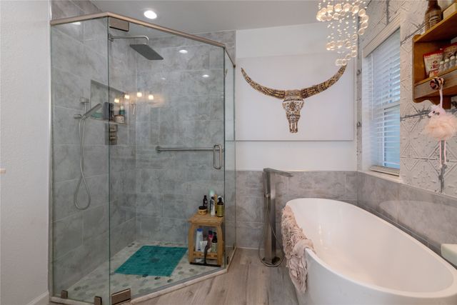 874 Havenbrook Drive, Arlington, TX 76001