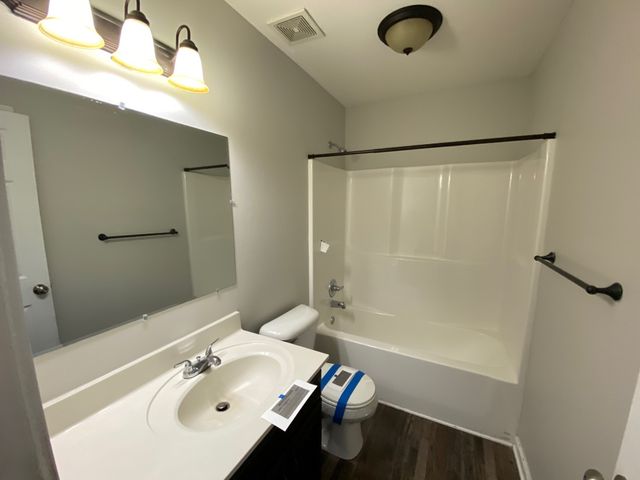 547 Fox Trot Dr, Clarksville, TN 37042