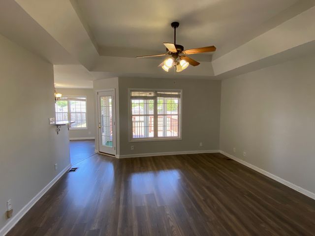 547 Fox Trot Dr, Clarksville, TN 37042