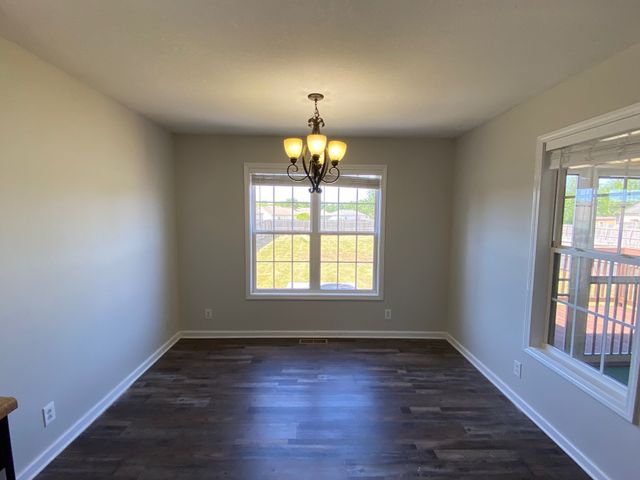 547 Fox Trot Dr, Clarksville, TN 37042