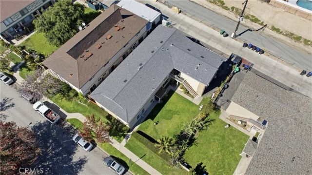 998 Mission, Costa Mesa, CA 92626