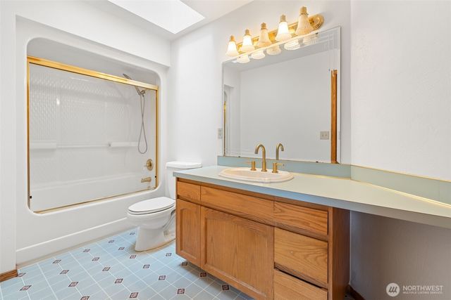 5008 Dodjatree Lane SE, Olympia, WA 98501