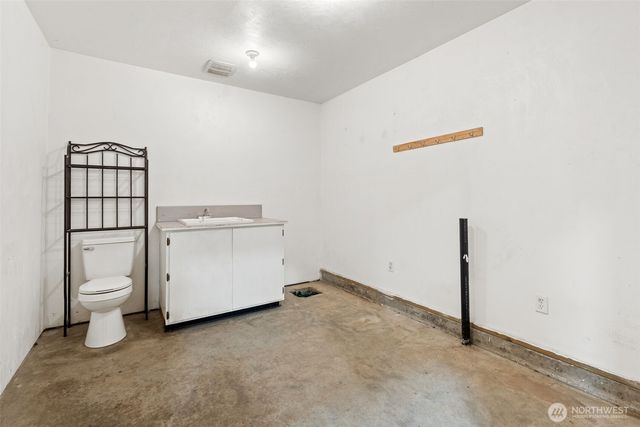 5008 Dodjatree Lane SE, Olympia, WA 98501