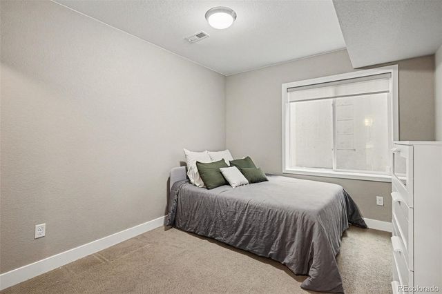 9586 Middle Fork Street, Littleton, CO 80125