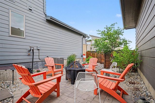 9586 Middle Fork Street, Littleton, CO 80125