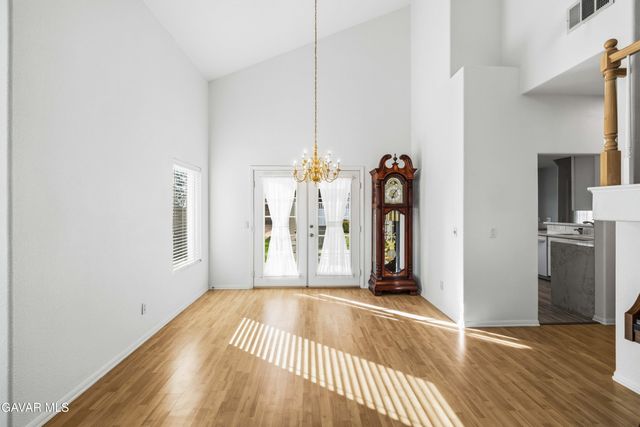 5613 W Avenue L1, Lancaster, CA 93536