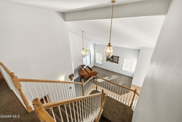 5613 W Avenue L1, Lancaster, CA 93536