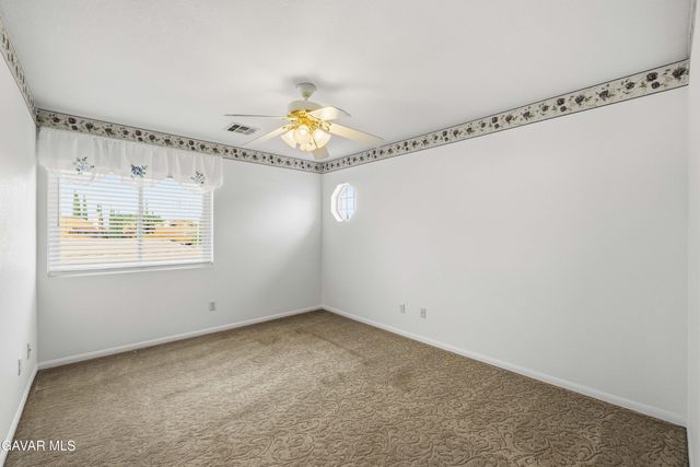 5613 W Avenue L1, Lancaster, CA 93536